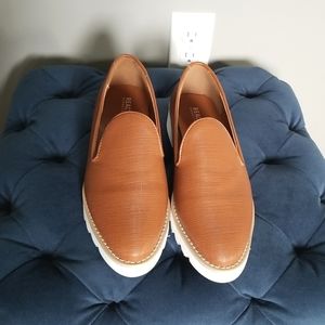 REACTION by Kenneth Cole Ladies Shoes